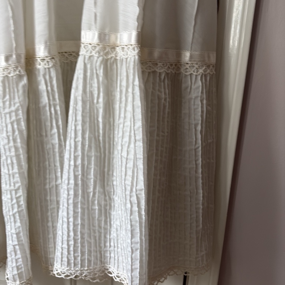 1970s white cotton maxi dress - Picture 6 of 8